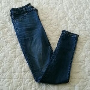 American Eagle Super Hi-Rise Jegging